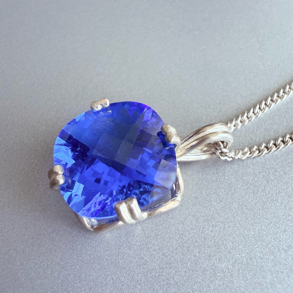 Siberian Faceted Cushion Blue Quartz Sterling Silver Albion Pendant Necklace - Picture 3 of 8